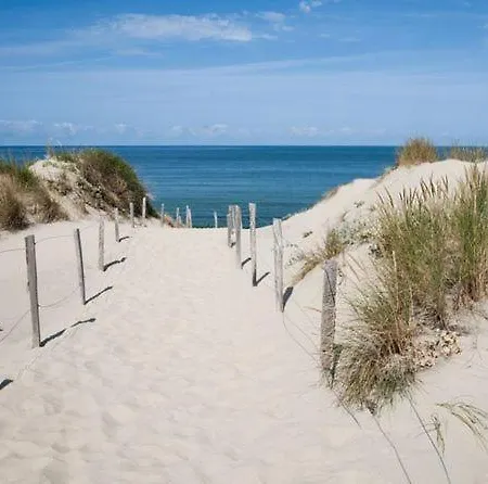 Appartement T2 4 Pers - Bord De Mer Le Grau-du-Roi Esterno foto